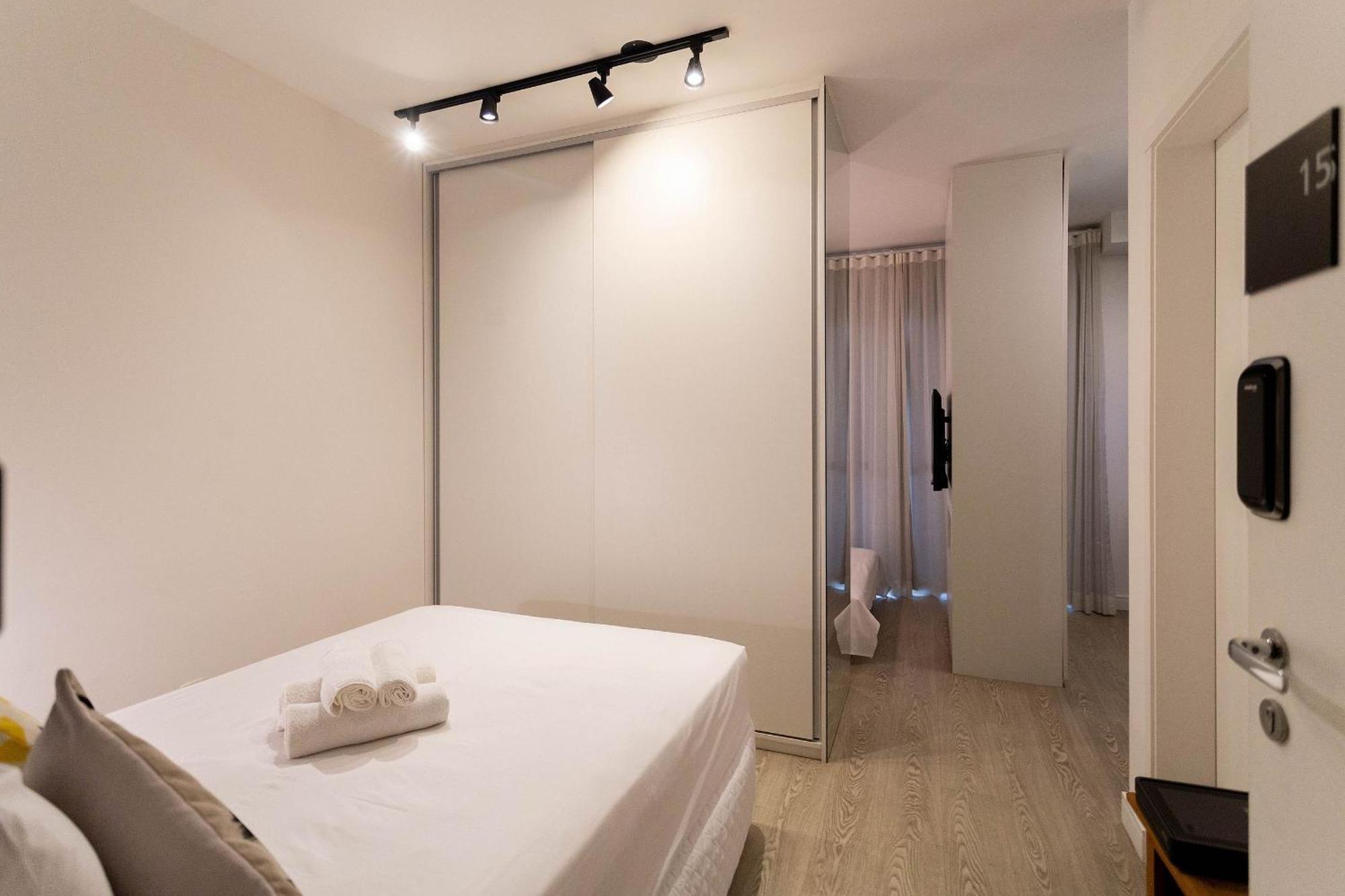 Apartamento Com Garagem Proximo Ao Shop. Ibirapuera *